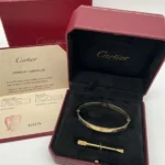 Bracelet Cartier Love en or jaune 18 carats, 19 pouces
