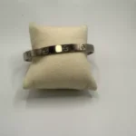 Bracelet manchette Love Cartier en or blanc 18 carats