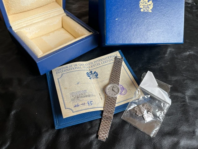 1995-Piaget-9706G2-White-Gold-Diamond-Watch-2.webp Montre Piaget 9706G2 en or blanc et diamants de 1995 - Ensemble complet - Parfait – Image 1