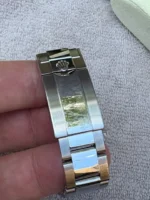 Rolex GMT-Master II "Batman" 2015-16 116710BLNR - Révisée en usine en 2025 PAS DE RSV !! – Image 11