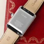 Montre Cartier Tank Must Large WSTA0072 à quartz, cadran noir, bracelet cuir 22 mm, ensemble complet – Image 6