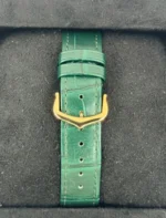 Montre Cartier Tank Louis Cartier verte 2023, grand modèle, boîtier en or 18 carats de 33,7 mm – Image 6