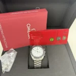 Montre chronographe Omega Speedmaster 42 mm, cadran blanc, année 2024, référence 310.30.42.50.04.001 B+P