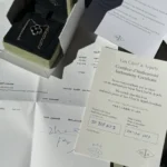 AUTHENTIQUE Pendentif Holiday Van Cleef Arpels 2016 Onyx Diamants Or Rose 18 carats