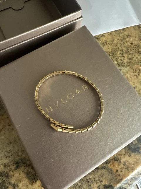 Bvlgari-Serpenti-Viper-Bracelet-18k-Yellow-Gold-Size.webp Bracelet Bvlgari Serpenti Viper en or jaune 18 carats, taille M – Image 1
