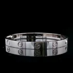 Bracelet Cartier LOVE en or blanc 18 carats, taille 17, coffret complet et certificat – Image 2