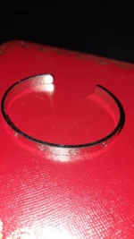 Bracelet manchette Love en or blanc Cartier 18 – Image 6