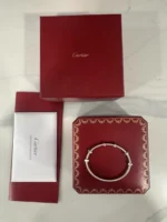 Bracelet Cartier Écrou en or blanc, taille 18
