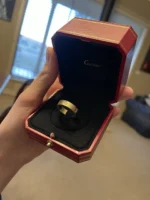 Bague Love classique Cartier avec 3 diamants en or jaune, taille 58 – Image 9