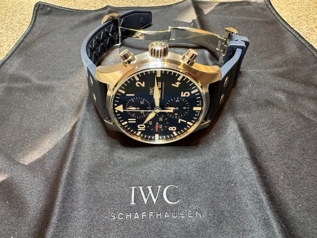 IWC-Pilots-Chronograph-Le-Petite-Prince-Edition-51.webp Chronographe d'Aviateur IWC Édition Le Petit Prince - IW377714 Coffret + Papiers – Image 1