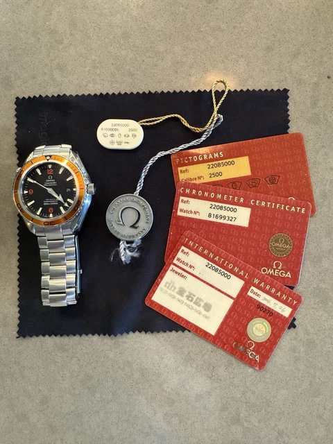 OMEGA-Seamaster-Planet-Ocean-220850-Excellent-Condition-With-15.webp OMEGA Seamaster Planet Ocean 2208.50 Excellent état avec papiers – Image 1