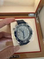 Omega Seamaster Diver 300 42 mm Céramique Gris Bleu 210.32.42.20.06.001 Caoutchouc – Image 4