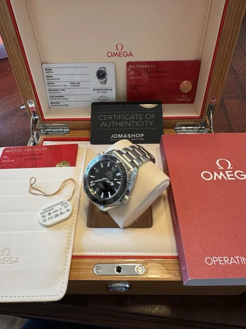 Omega-Seamaster-Planet-Ocean-Automatic-Mens-Watch-21530442101001-2.webp Montre automatique pour homme Omega Seamaster Planet Ocean 215.30.44.21.01.001 – Image 1