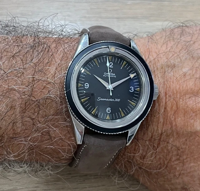 Omega-Seamster-300-Vintaeg-Pre-165014-Automatic-3.webp Omega Seamaster 300 Vintage Pre 165.014 Automatique 552 Acier Montre Vintage Rare – Image 1