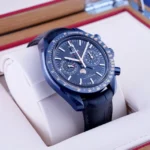 Omega Speedmaster Moonphase Céramique Cadran Bleu Aventurine - 304.93.44.52.03.002 – Image 5