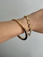 Bracelet jonc Tiffany & Co. à fermoir cadenas, or rose 18 carats, 31,8 grammes – Image 5
