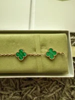 Van Cleef & Arpels Vintage Alhambra Bracelet, 5 motifs 18k YG - Malachite – Image 8