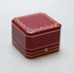 Bague Trinity Cartier XL - Or 18 carats 3 couleurs - Ensemble complet (2024) – Image 8