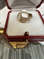 Bague authentique Cartier en or Trinity et diamants, taille 4 1/4, excellent état – Image 9