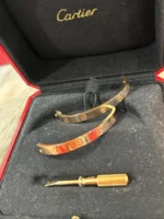 bracelet love cartier en or rose taille 17 – Image 6