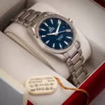Montre Omega Seamaster Aqua Terra 23110422103003 à cadran bleu Aquaterra 150 m – Image 11